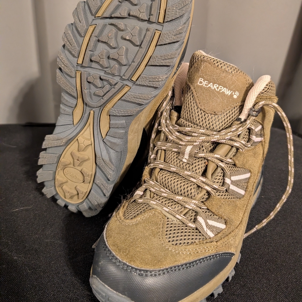⚡MOVING SALE⚡BearPaw Women's Tallac Boots